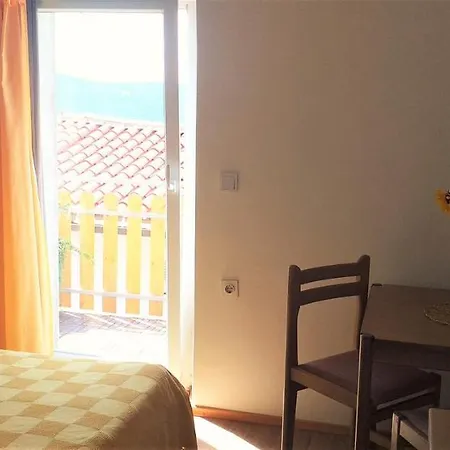 Relax In Apartamento Črni Kal